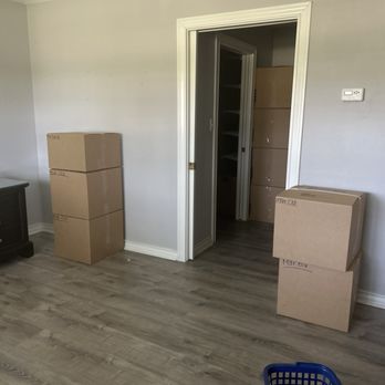 Dependable Packers - Bedroom - Home Organization Near Me - Burleson , Texas