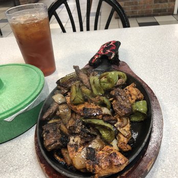 Junction Cafe and Hookah Lounge - The grilled fajitas definitely the star of the show. - Pizza Near Me - Elm Mott, Texas