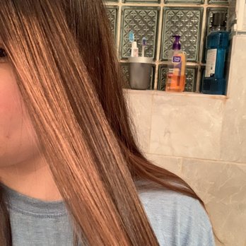 The Beehive Boutique Salon - Why do my "auburn" highlights start randomly in the middle on my head. - Hair Salons Near Me - Chicago, Illinois