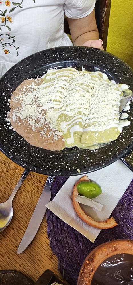 Cenaduria Tlaquepaque