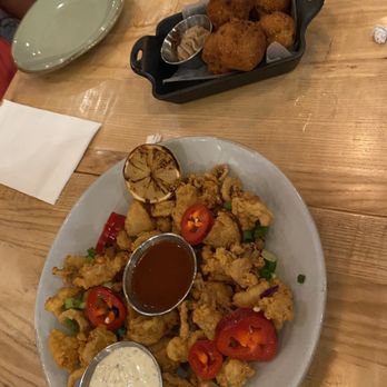 Seaside Oyster Bar - Suwanee - Calamari and hush puppies - Seafood Near Me - Suwanee, Georgia