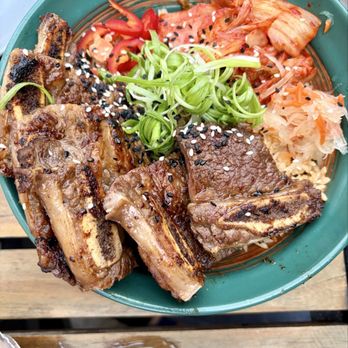 Phase Three Brewing Company - Kalbi Short Rib Bowl - Breweries Near Me - Elmhurst, Illinois