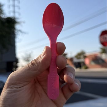 Baskin-Robbins - Retro pink spoon - Ice Cream & Frozen Yogurt Near Me - Burbank, California Baskin-Robbins - Retro pink spoon - Ice Cream & Frozen Yogurt Near Me - Burbank, California