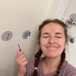 Doro Real Estate - DIY bathroom project!