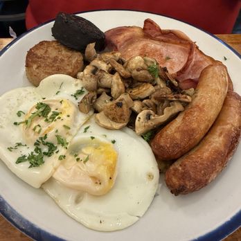 Kelly's Kitchen - Full English breakfast - Cafes Near Me - Newport, Missouri