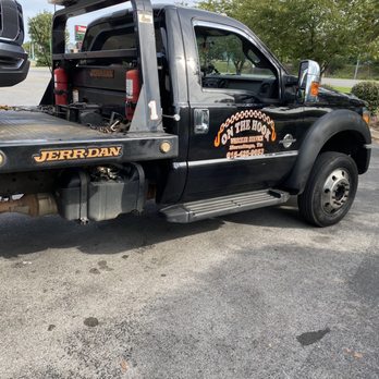 On The Hook Wrecker Service - The wrecker that helped us. - Towing Near Me - Hermitage, Tennessee On The Hook Wrecker Service - The wrecker that helped us. - Towing Near Me - Hermitage, Tennessee