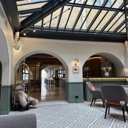 Hôtel le Phénix