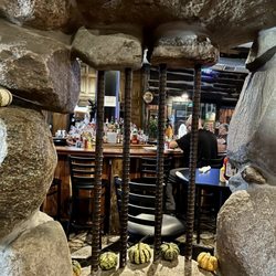 Foxes Trail - A peek through to the bar area from the regular seating area. They also have an outside dining area