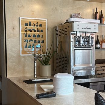 Allday Pizza - Pizza Near Me - Austin, Texas