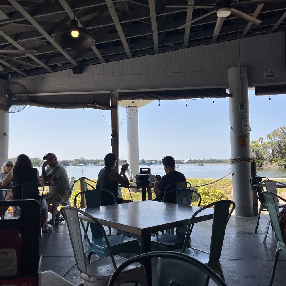 Waterfront Social - Bars Near Me - Crystal River, Florida Waterfront Social - Bars Near Me - Crystal River, Florida