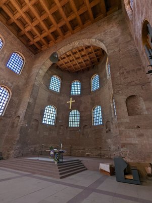 Konstantin-Basilika (Evangelische Kirche zum Erlöser)- Evangelische Kirchengemeinde Trier by null