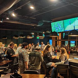 The Shack Indoor Golf Club & Sports Bar - Glenview Area Sports Bar