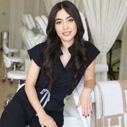 Beverly Microblading Center - Meet our Experienced Permanent Makeup Artist, dedicated to natural results and personalized beauty services in los Angeles.