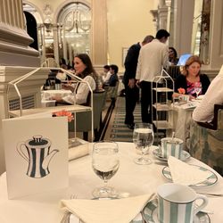 Claridge's - Corner seat