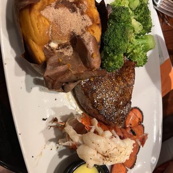 LongHorn Steakhouse - 6oz. Flo's Filet with 4oz. Lobster Tail - Steakhouses Near Me - Leominster, Massachusetts