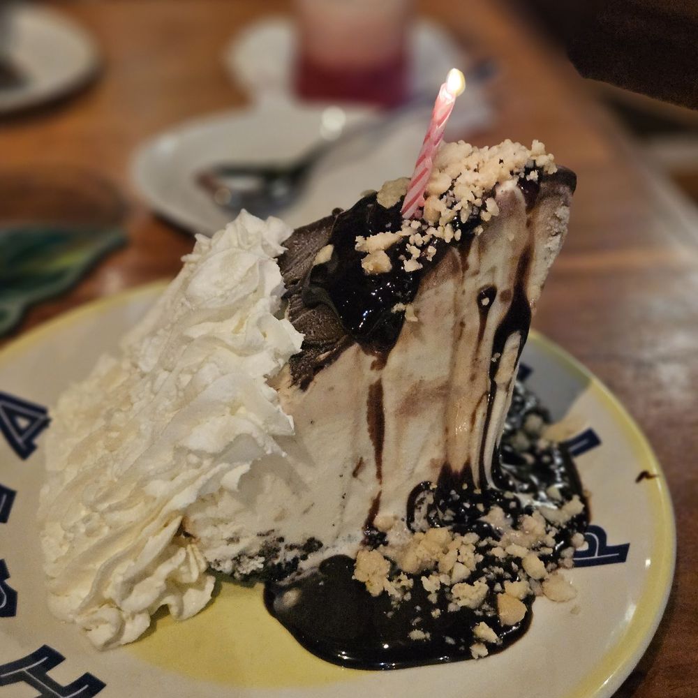 Keoki's Paradise - Hula pie - Seafood Near Me - Koloa, Hawaii Keoki's Paradise - Hula pie - Seafood Near Me - Koloa, Hawaii
