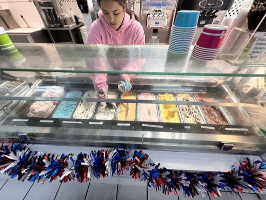 Whip'n Dip Ice Cream Shop by null