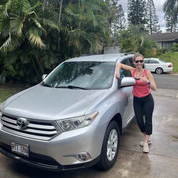 Auto X-Change - me & my new (to me) highlander! Thank you Auto X-Change :) - Used Car Dealers Near Me - Honolulu, Hawaii