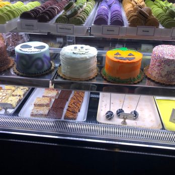 Alliance Bakery & Cafe - Macaroons and festive cakes! - Bakeries Near Me - Chicago, Illinois Alliance Bakery & Cafe - Macaroons and festive cakes! - Bakeries Near Me - Chicago, Illinois