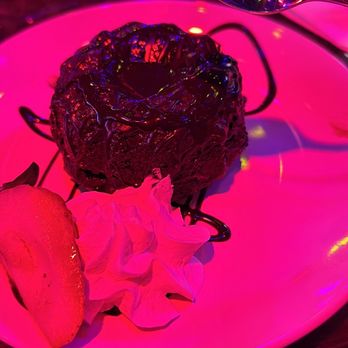 Mango's Tropical Cafe - Chocolate cake - Dance Clubs Near Me - Orlando, Florida Mango's Tropical Cafe - Chocolate cake - Dance Clubs Near Me - Orlando, Florida