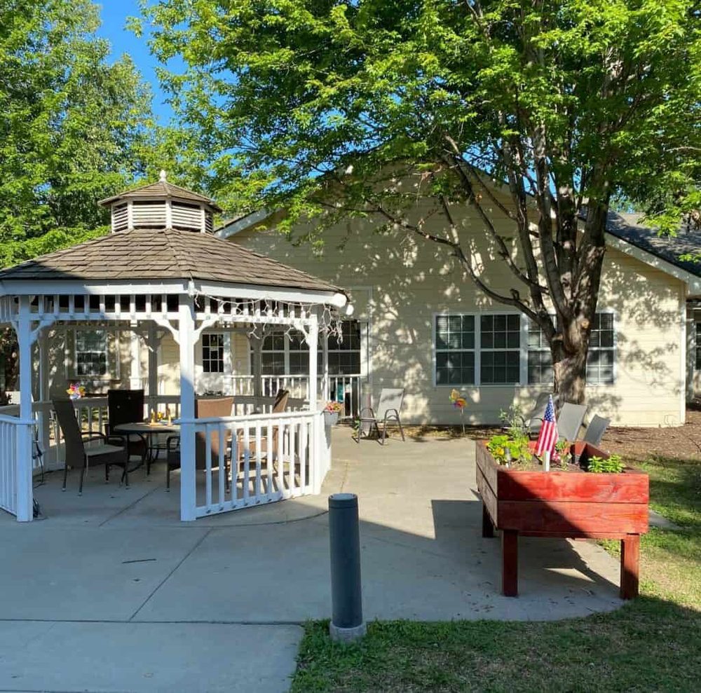 MARQUIS PLACE OF ELKHORN Updated August 2024 20800 W Maple Rd