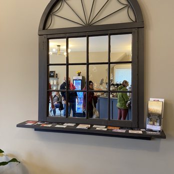 Cafe Luca Belle - local business card corner - Coffee & Tea Near Me - Wallingford, Connecticut