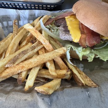 Fatback's - Hamburger and home House Cut Fries - Barbeque Near Me - Dothan, Alabama Fatback's - Hamburger and home House Cut Fries - Barbeque Near Me - Dothan, Alabama