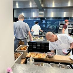 Arlo Restaurant - Open concept kitchen