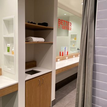 BoxUnion - bathrooms - Boxing Near Me - Los Angeles, California BoxUnion - bathrooms - Boxing Near Me - Los Angeles, California