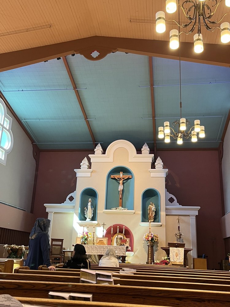 CATHOLIC CHURCH ST MARY’S ESPANOL Updated September 2024 20 Photos