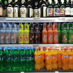C. Coffee Lovers - A cooler filled with beer, sodas, waters...oh my (11/23/17)! #Venice #Italy #Airports #DrinkPics