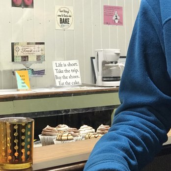 2LC Bakery - Cupcakes Near Me - Americus, Georgia