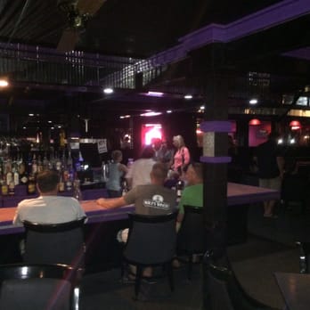 Big Shots - Dance Clubs Near Me - Monkey Island, Oklahoma