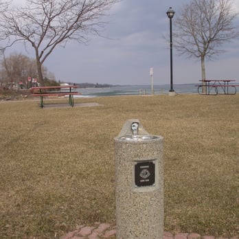 Joel Stone Heritage Park and Splash pad - Lions Club water fountain - Parks Near Me - Gananoque, Ontario Joel Stone Heritage Park and Splash pad - Lions Club water fountain - Parks Near Me - Gananoque, Ontario