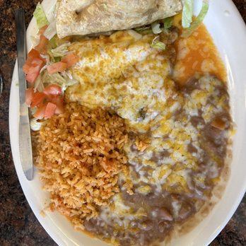 Lienzo Charro Mexican Restaurant Bar & Grill - 5. Beef Taco and Chile Relleno Combo - Mexican Near Me - Temecula, California Lienzo Charro Mexican Restaurant Bar & Grill - 5. Beef Taco and Chile Relleno Combo - Mexican Near Me - Temecula, California