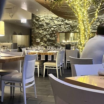 Avli on The Park - Greek Near Me - Chicago, Illinois