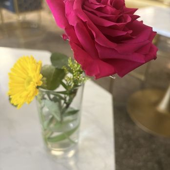 My Mama's Kitchen - Fresh flowers on every table - Barbeque Near Me - Norfolk, Virginia My Mama's Kitchen - Fresh flowers on every table - Barbeque Near Me - Norfolk, Virginia