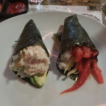 Mata Ashta - Some hand rolls to start. Cali to taste their surimi and spicy tuna since they dont mash it. - Sushi Bars Near Me - Rosarito, BCN Mata Ashta - Some hand rolls to start. Cali to taste their surimi and spicy tuna since they dont mash it. - Sushi Bars Near Me - Rosarito, BCN