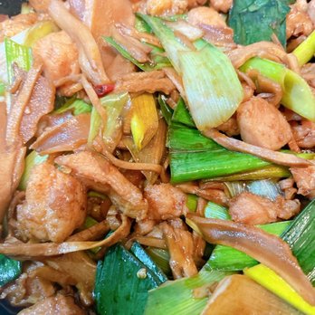 Eastern Bay - Sautéed chicken with bamboo - Chinese Near Me - Columbus, Ohio