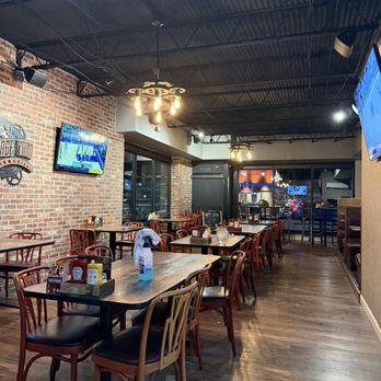 Salvage Yard Bar and Grill - Restaurant - Pizza Near Me - St Louis, Missouri Salvage Yard Bar and Grill - Restaurant - Pizza Near Me - St Louis, Missouri
