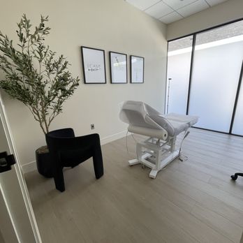 Skin Elevé - Medical Spas Near Me - Chatsworth, California Skin Elevé - Medical Spas Near Me - Chatsworth, California