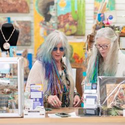 Moon Over Water Gallery & Artisan Market