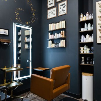 Tatum Trompeter - Welcom to CØSMIC Hair Studio - Hair Stylists Near Me - Sammamish, Washington