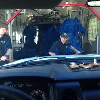 Auto Shine Car Wash - Helpful employees, prescrubbing bugs away! - Car Wash Near Me - Chattanooga, Tennessee Auto Shine Car Wash - Helpful employees, prescrubbing bugs away! - Car Wash Near Me - Chattanooga, Tennessee