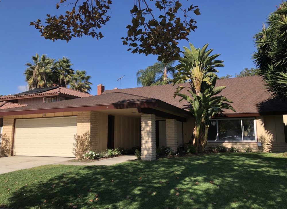 Slide of HomeGuard Roofing