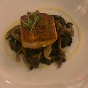 Ram's Head Inn - Salmon - Venues & Event Spaces Near Me - Shelter Island Heights, New York Ram's Head Inn - Salmon - Venues & Event Spaces Near Me - Shelter Island Heights, New York