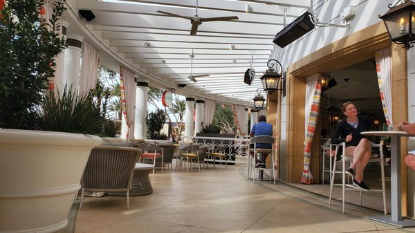 CAPRI Pool Restaurant & Bar by null
