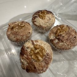 Ohana Sweets - These delicious little treats will have you wanting more and more.