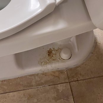 Best Western Downtown Phoenix - Unclean bathroom. View from the shower - Hotels Near Me - Phoenix, Arizona