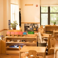 Central Park Montessori School - A beautiful classroom for 3-6 year olds.